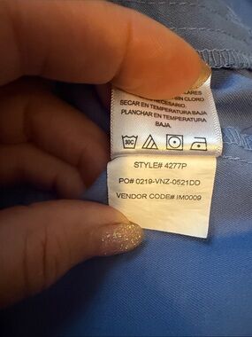 Grey’s Anatomy medium, petite ceil blue scrub pants